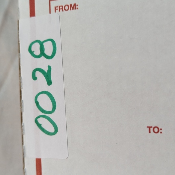 Brooks Cherry Tomatoe And Neo Pink Runners Packable Hat.. New!!!! - Picture 8 of 9